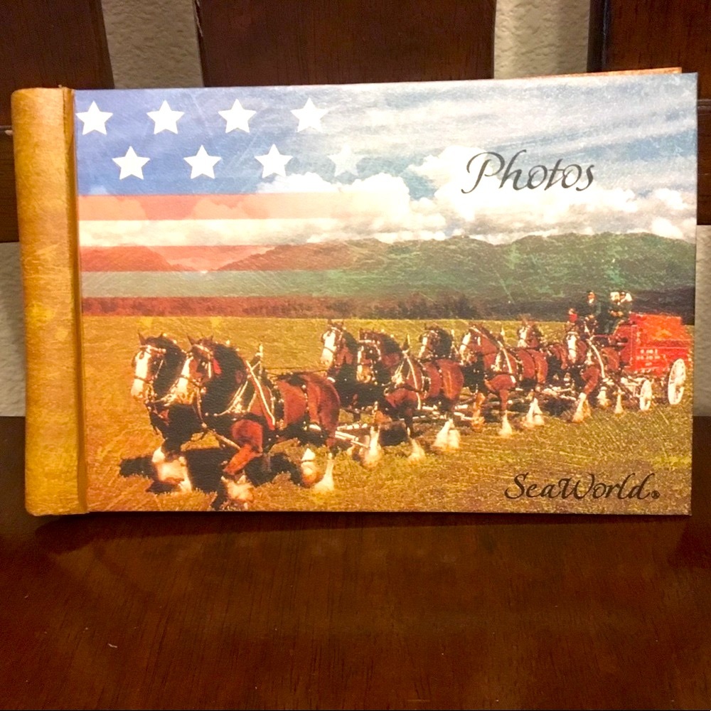 SEA WORLD Photo Album 4x6 holds 48 pictures Busch Gardens
